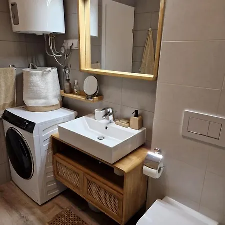 Apartment Alena - Prestige And New