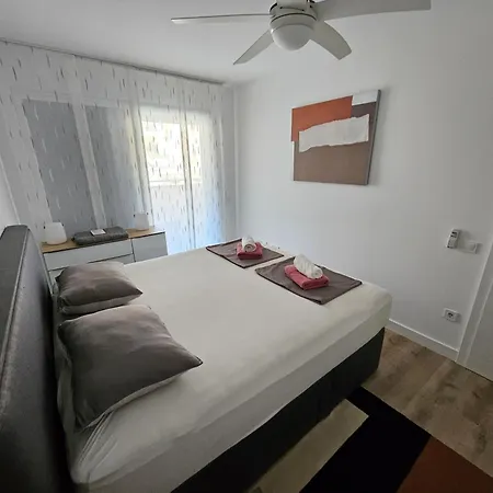 Alena - Prestige And New Apartment *