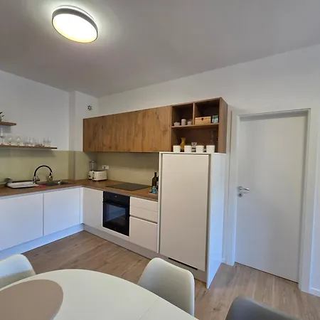 Alena - Prestige And New Near Kamenjak, Two Separate Bedrooms And Private Garage * Premantura