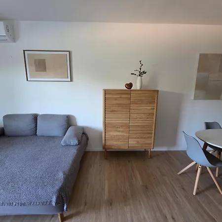 Apartamento Alena - Prestige And New Near Kamenjak, Two Separate Bedrooms And Private Garage Premantura