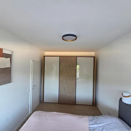 Apartamento Alena - Prestige And New Near Kamenjak, Two Separate Bedrooms And Private Garage