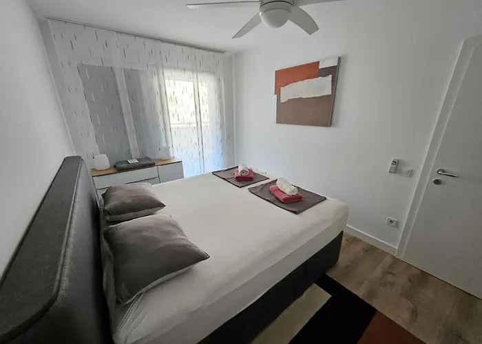 Alena - Prestige And New Apartman *